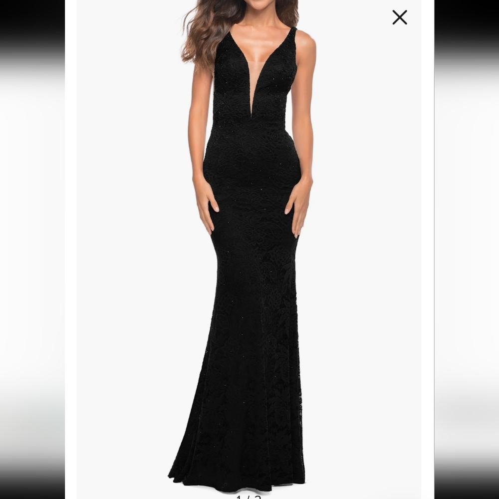 La Femme Elegant Deep V Black Evening Gown New Without Tags Size 2